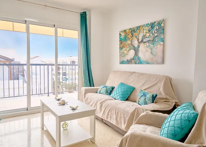 Apartament Tucuman 3 - Sunny 3-bedroom In Center Near Nerja